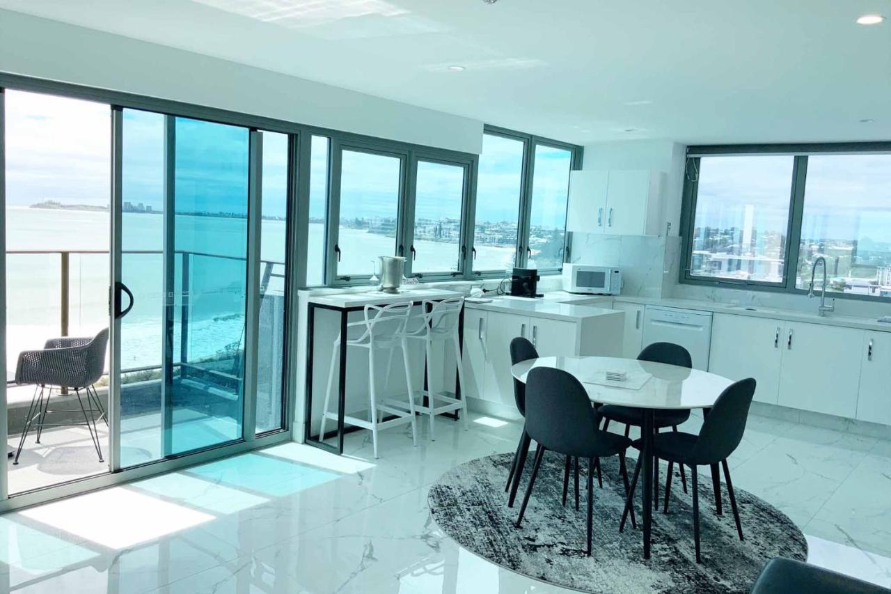 Beachfront Towers Maroochydore Exterior photo