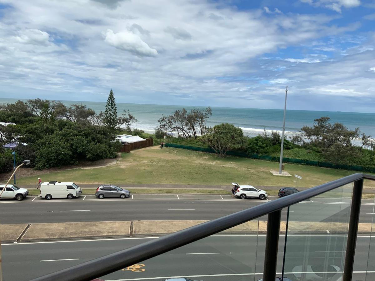 Beachfront Towers Maroochydore Exterior photo
