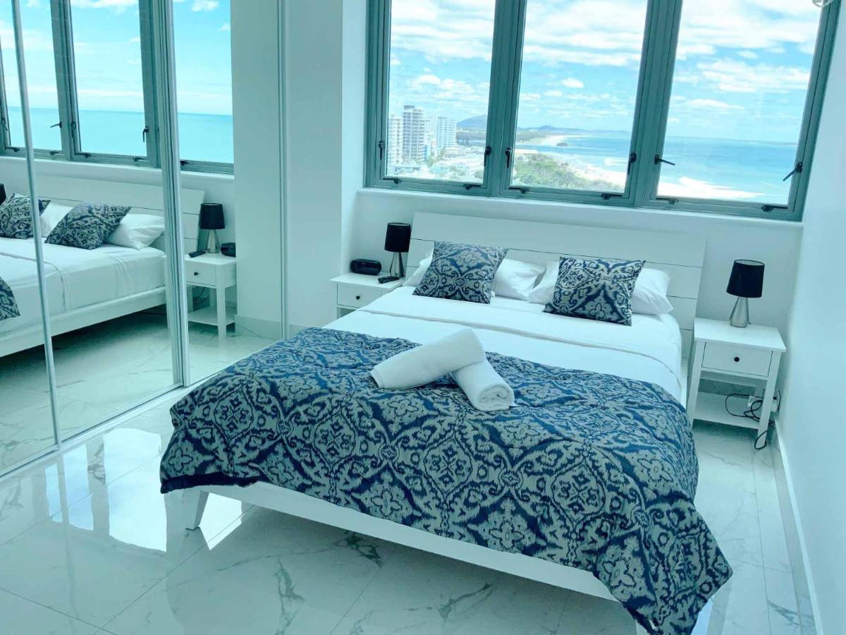 Beachfront Towers Maroochydore Exterior photo