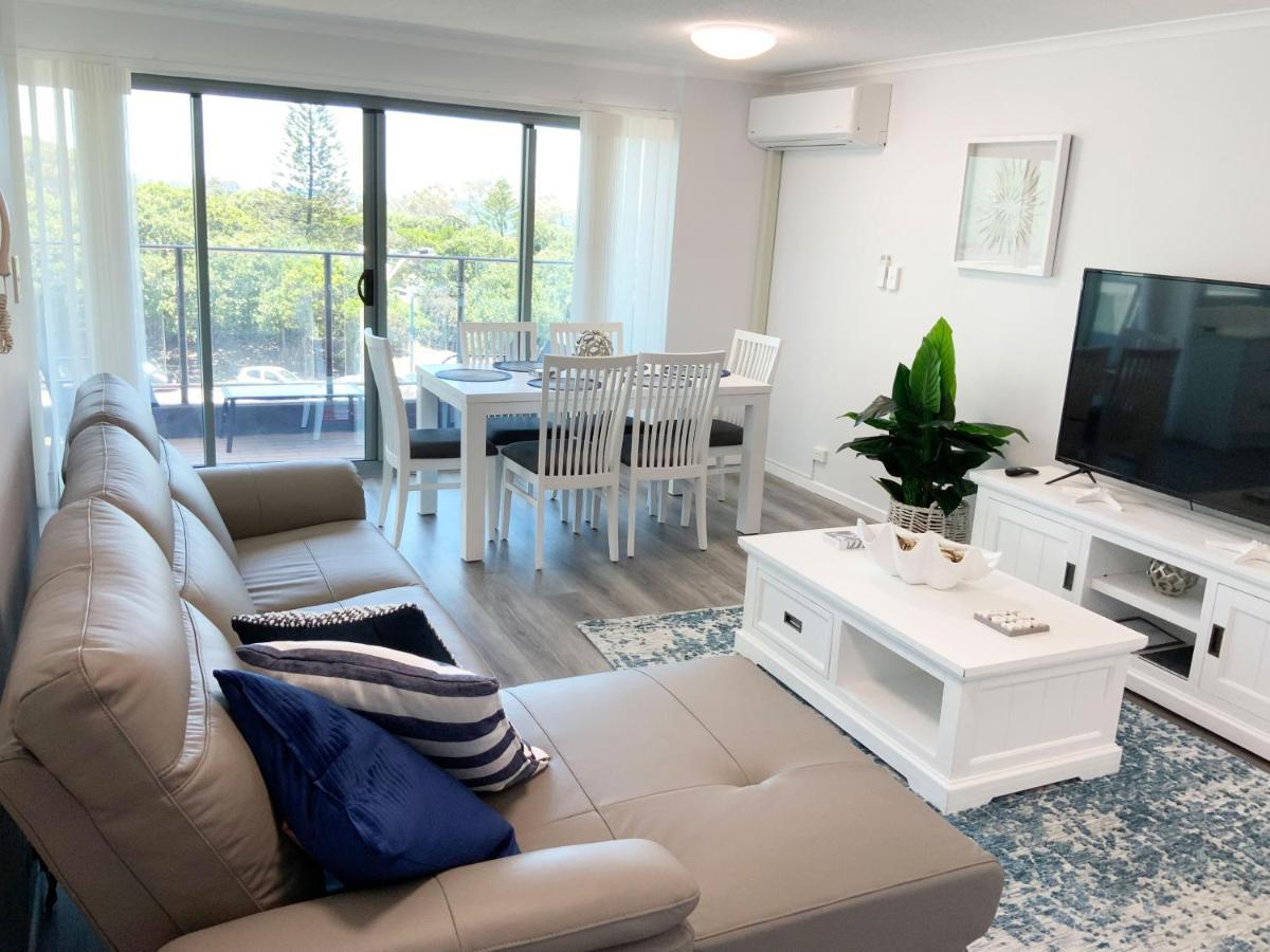 Beachfront Towers Maroochydore Exterior photo