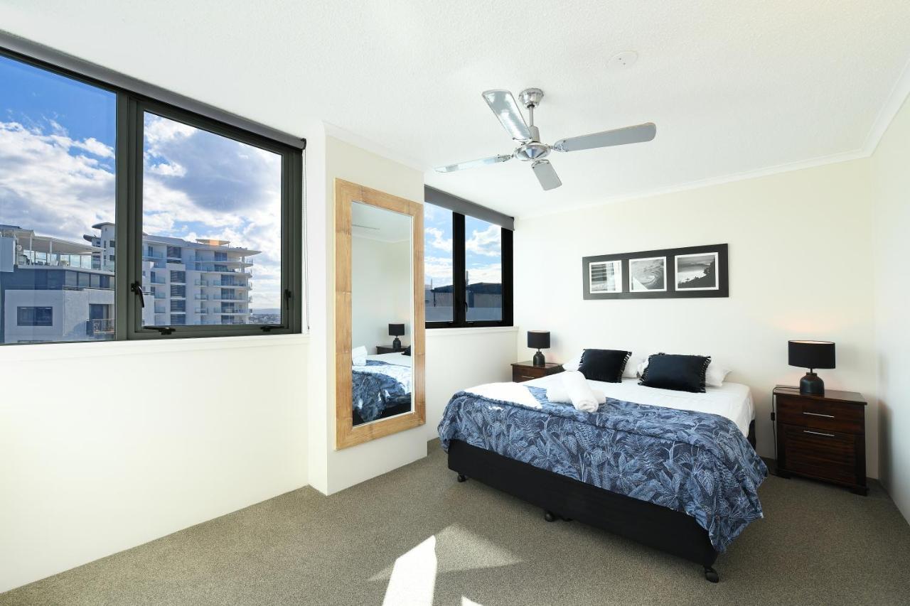 Beachfront Towers Maroochydore Exterior photo