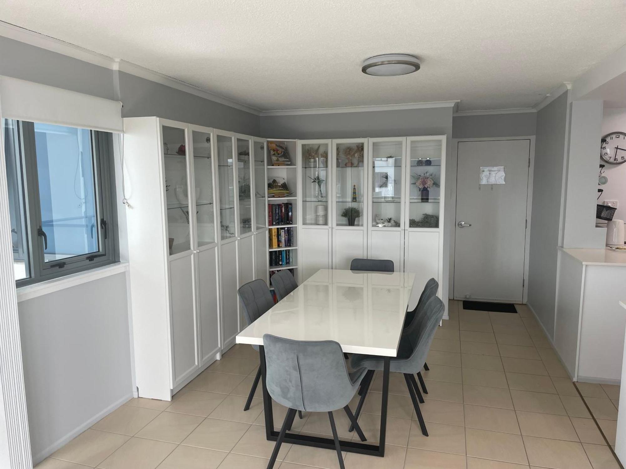 Beachfront Towers Maroochydore Exterior photo