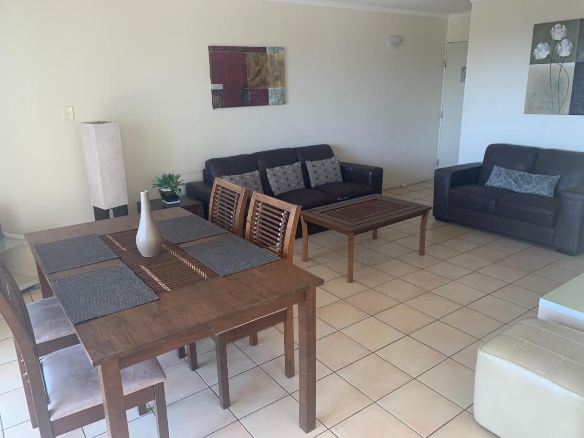 Beachfront Towers Maroochydore Exterior photo