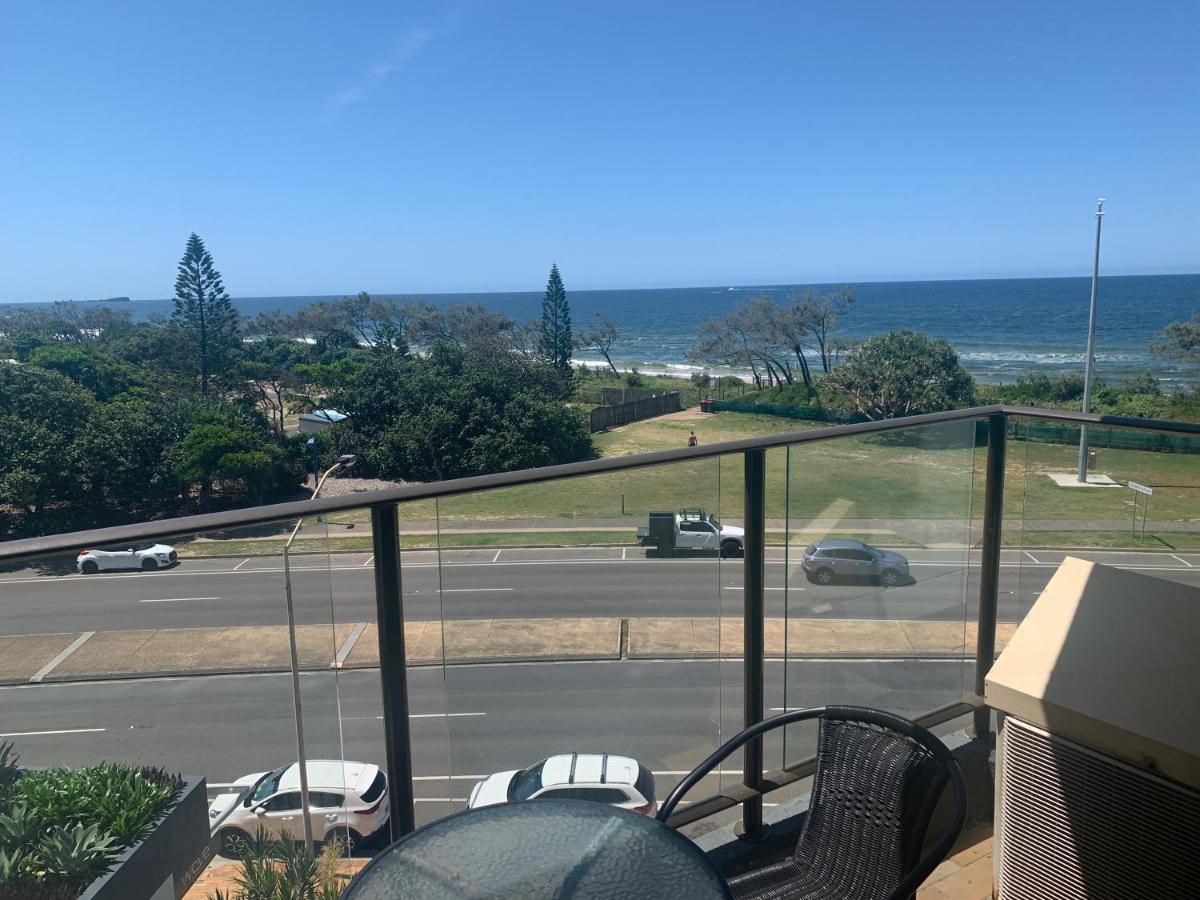 Beachfront Towers Maroochydore Exterior photo